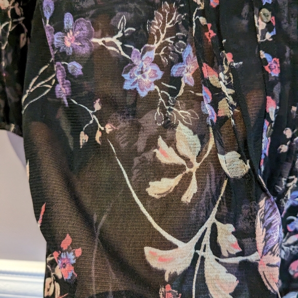 MEXX Floral Sheer Black Blouse 3/4 sleeve Size S Small - Picture 5 of 8